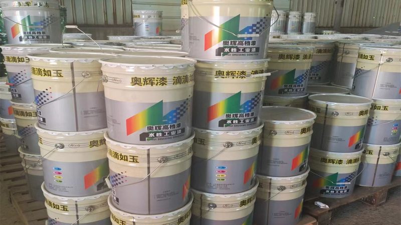 油漆施工如何避免起泡流挂：施工细节与要点解析